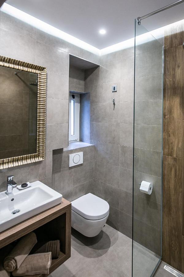 Teatro Suite & Rooms Rijeka Buitenkant foto